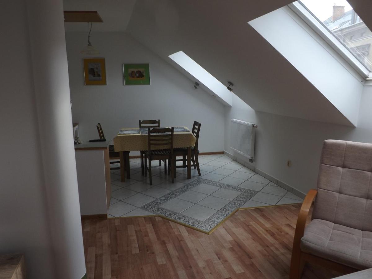 Pan Tadeusz Apartment Nowy Sacz Luaran gambar